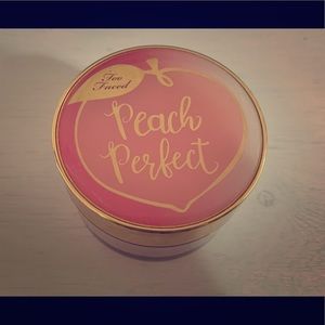 Too Faced loose setting powder